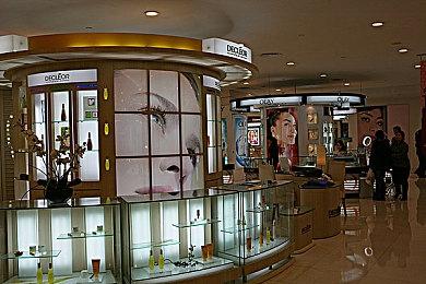 《人中之龙维新！极》波多野结衣等特别访谈影片 2月22日发售